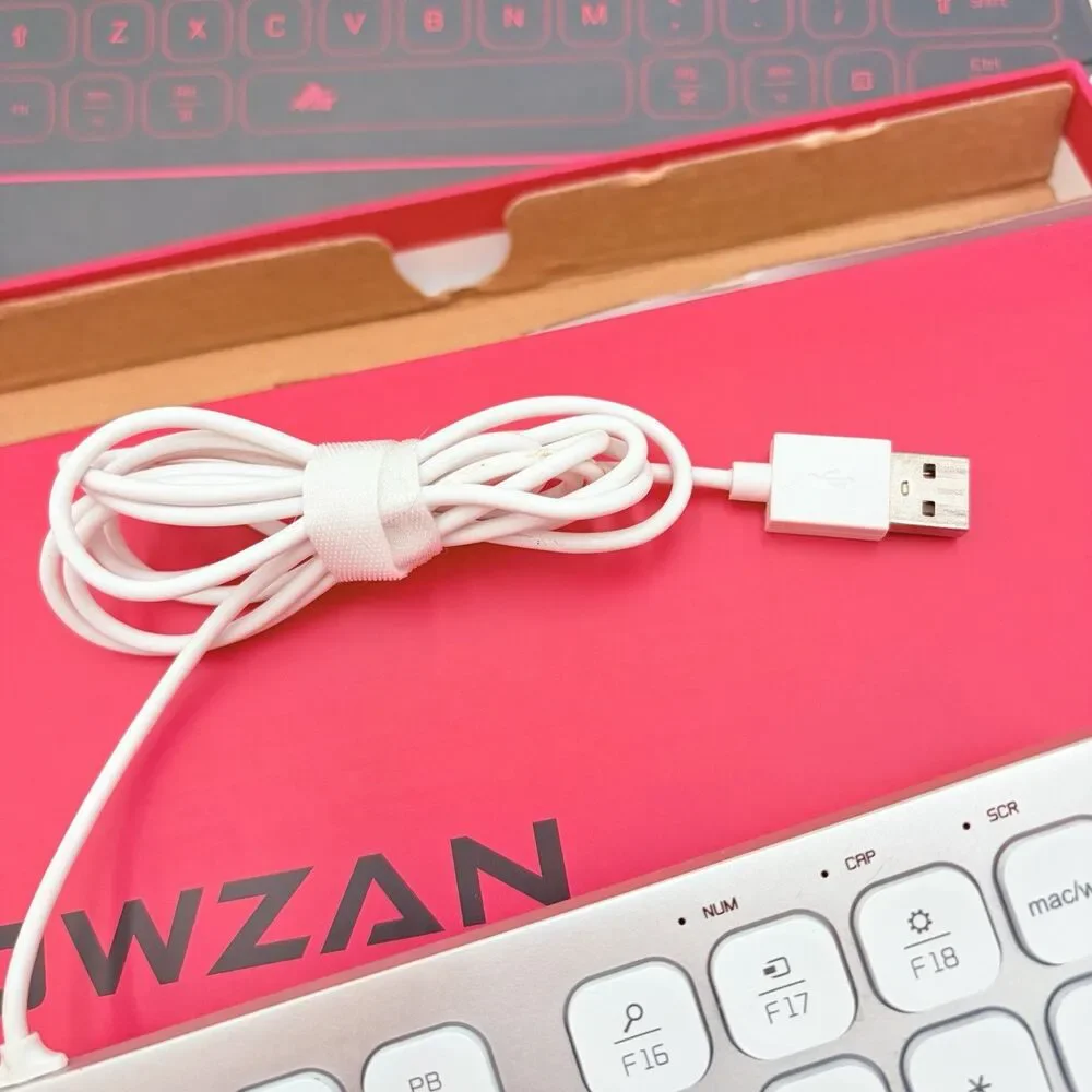 POWZAN KB770 LED Backlit Wired Keyboard Full Size Aluminum USB White